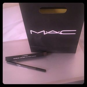 MAC Brow Liner